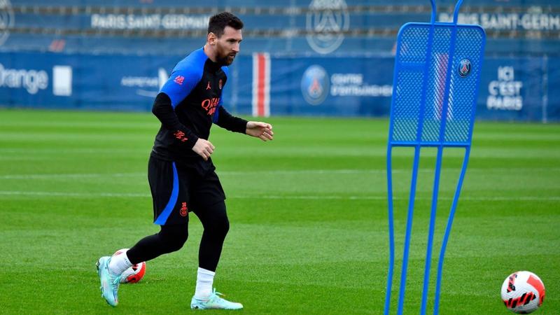 Messi vuelve a entrenarse con el PSG