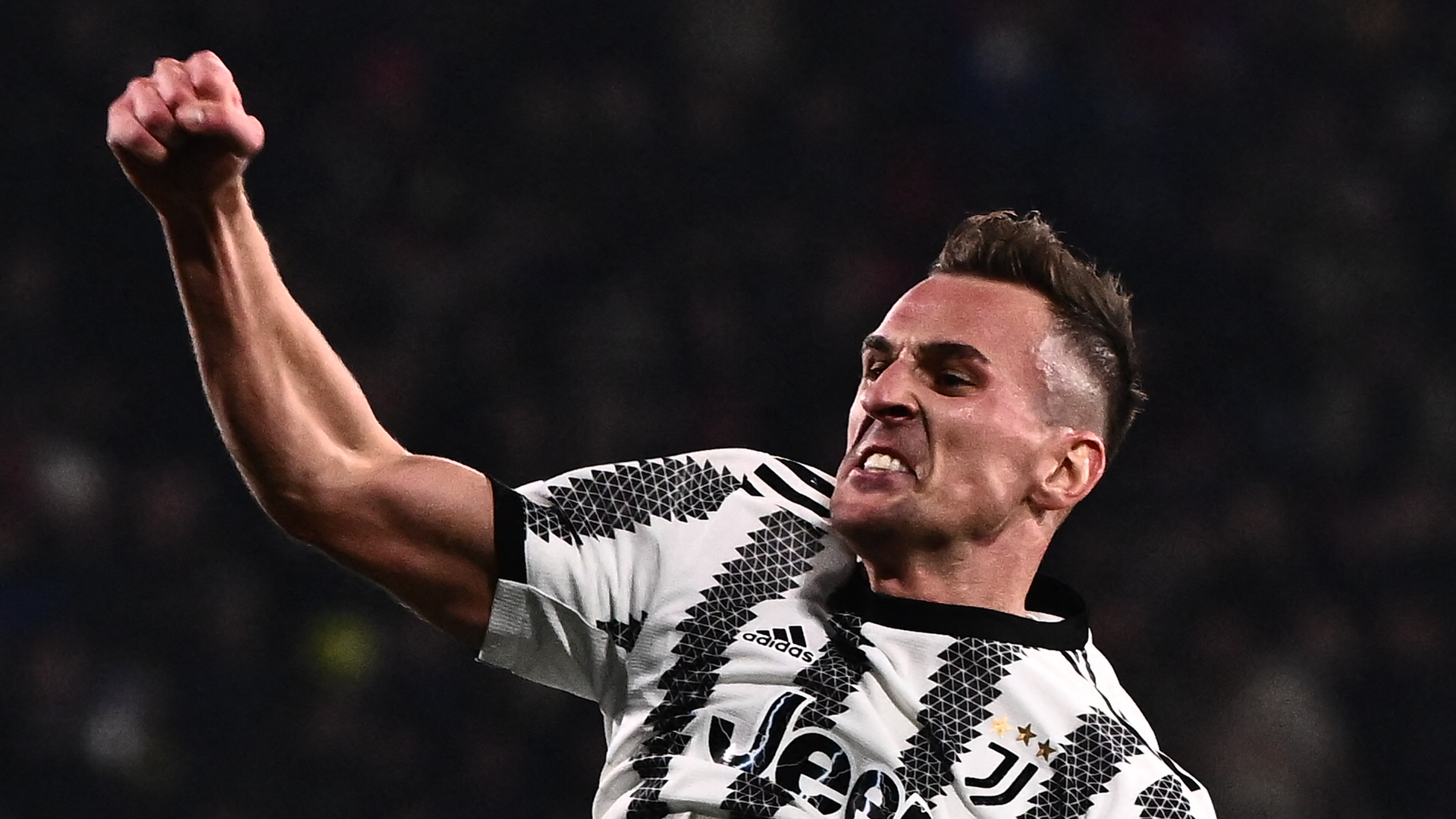 Late Milik stunner extends Juventus' winning run