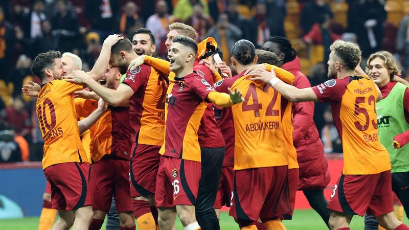 Galatasaray win and regain the top of the Turkish Super Lig