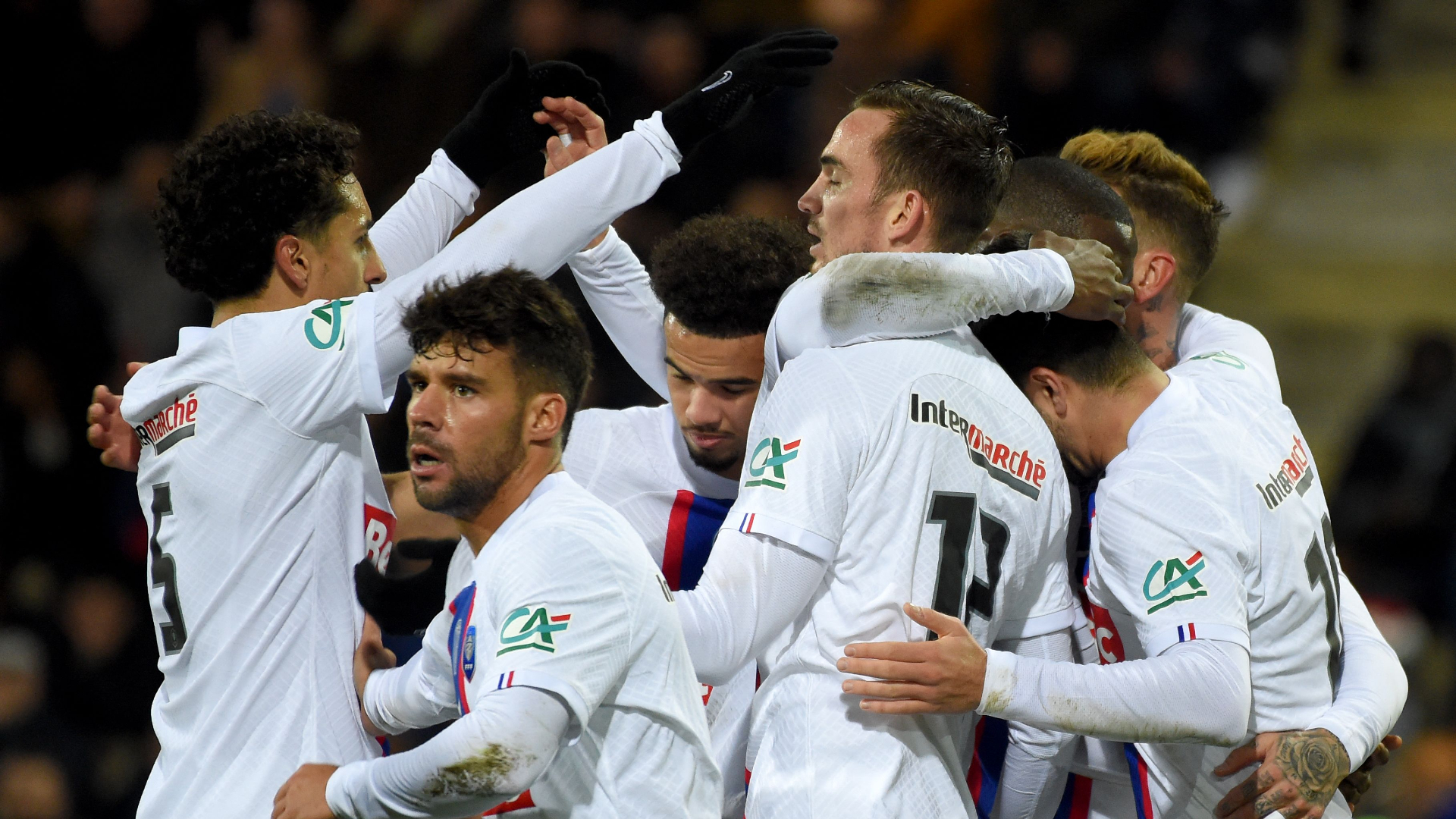 PSG survives scare in Coupe de France cracker