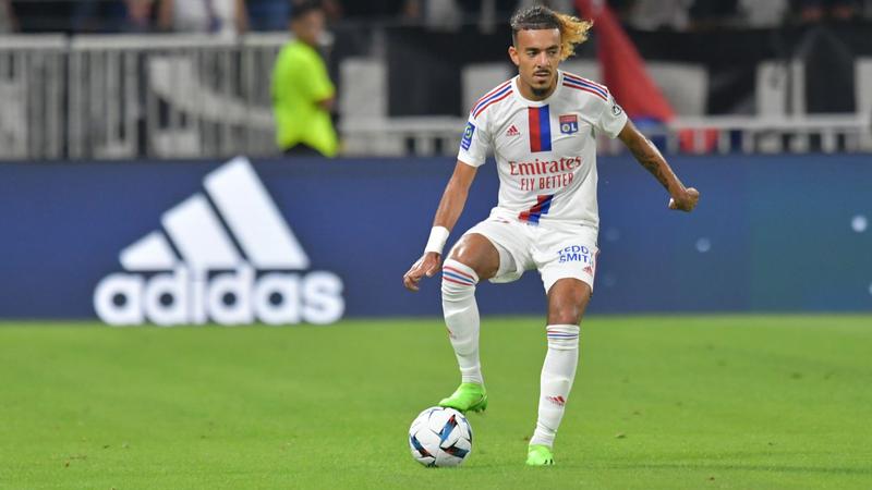 Mercato : Le Bayern Munich cible plusieurs noms pour remplacer Pavard