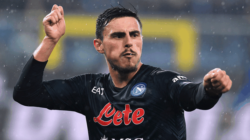 Napoli maintains lead after wild win over Sampdoria