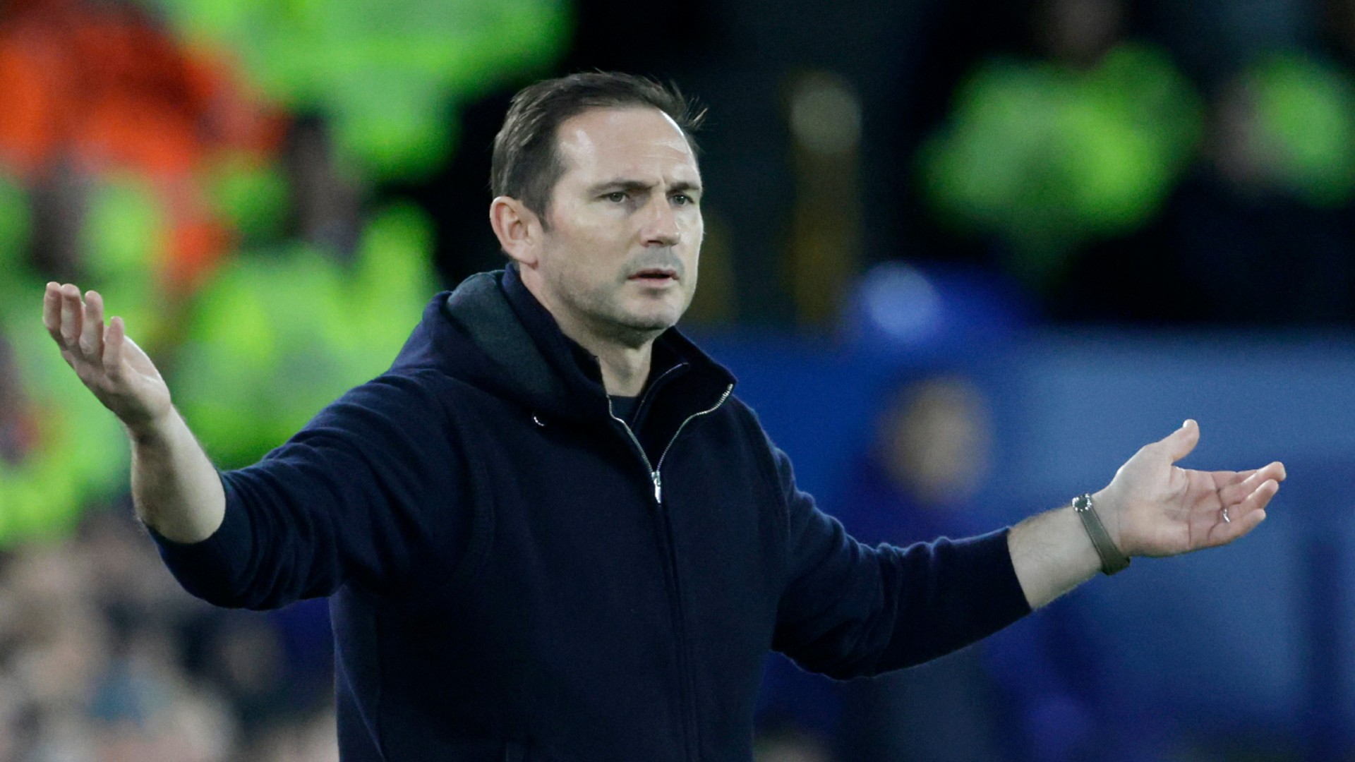 Under-fire Lampard backed by Everton owner Moshiri