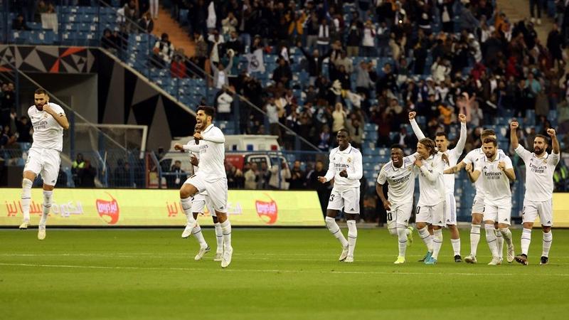 ريال مدريد إلى نهائي كأس السوبر بفوزه على فالنسيا بركلات الترجيح