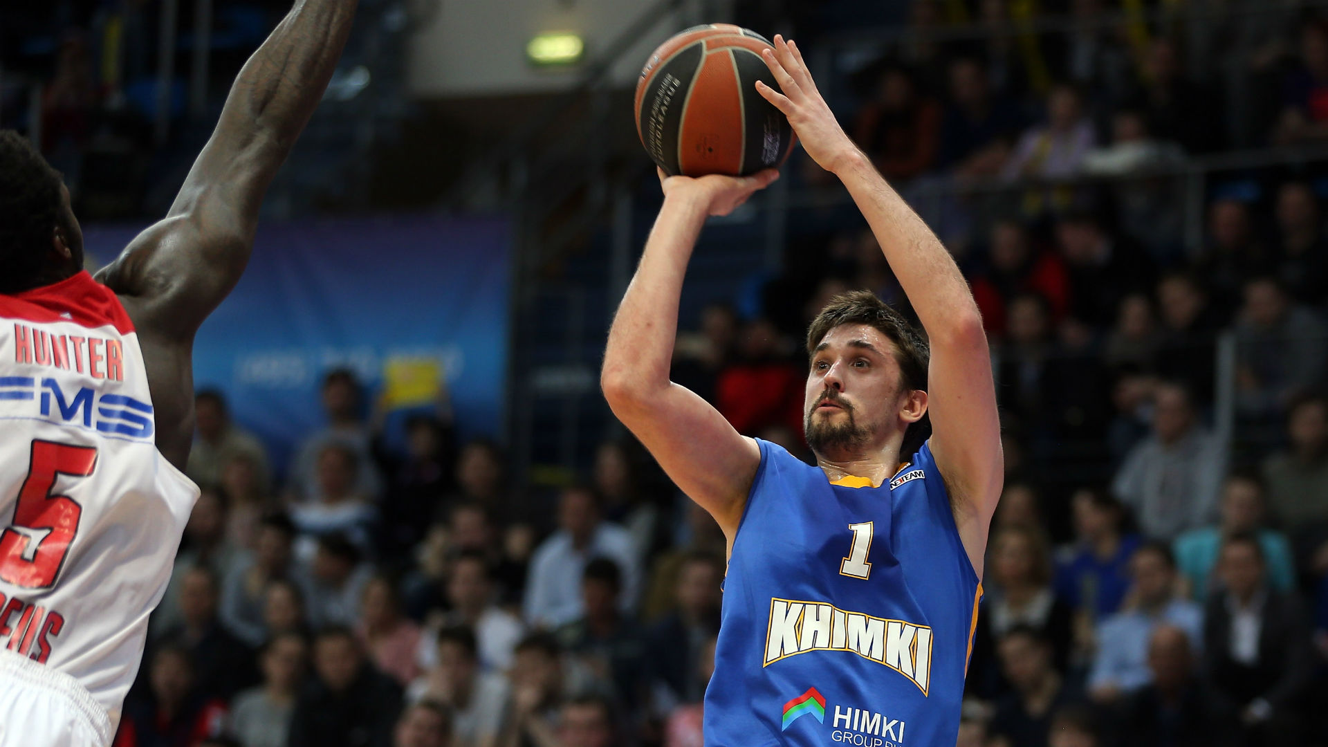 Khimki strike blow to Olympiacos play-off hopes, Barca beat Bamberg