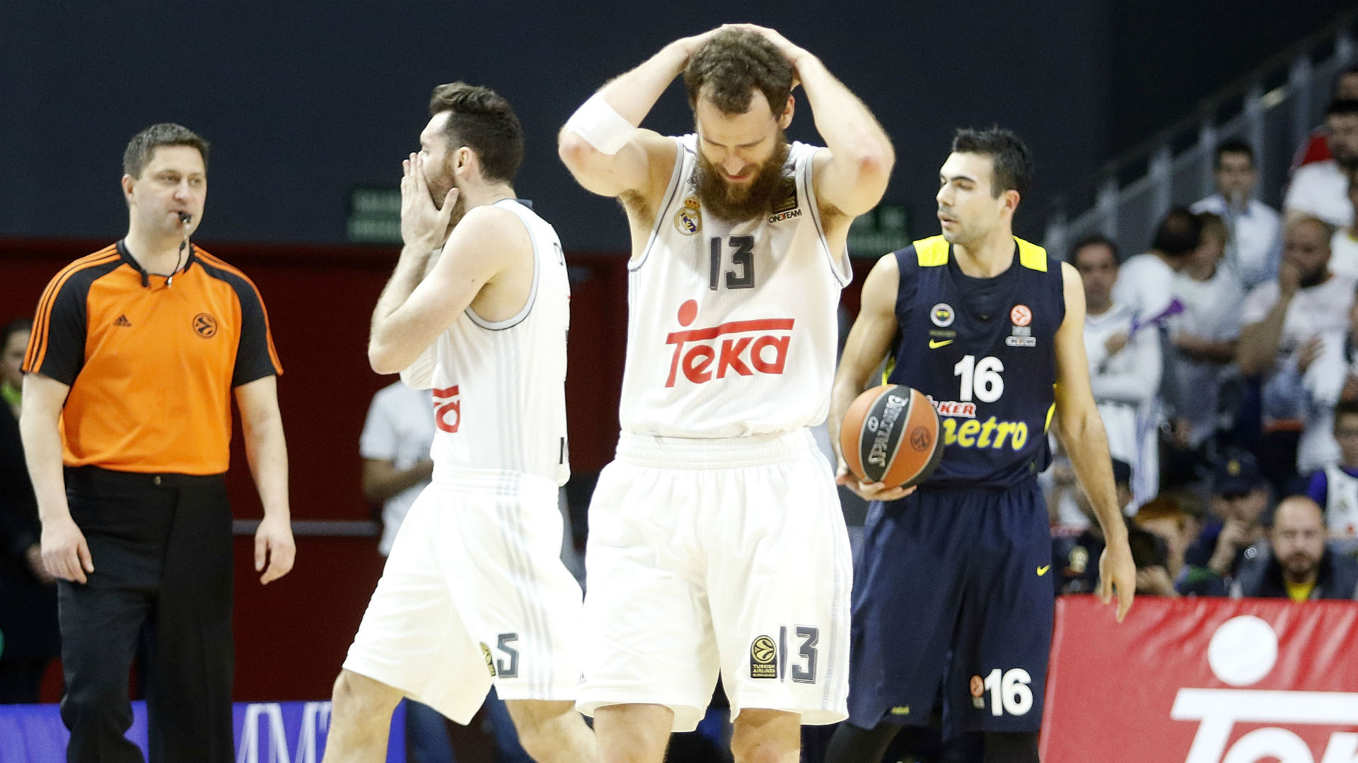 Real's Euroleague defence ended by Fener, Diamantidis bows out with Laboral loss