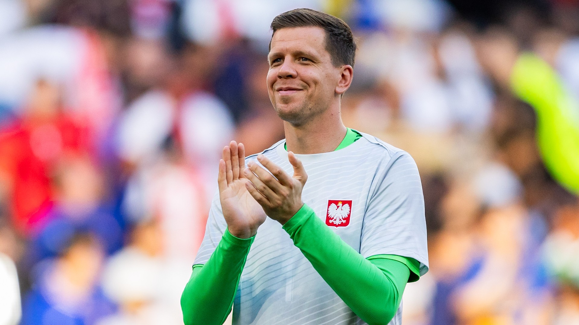 Szczesny announces retirement