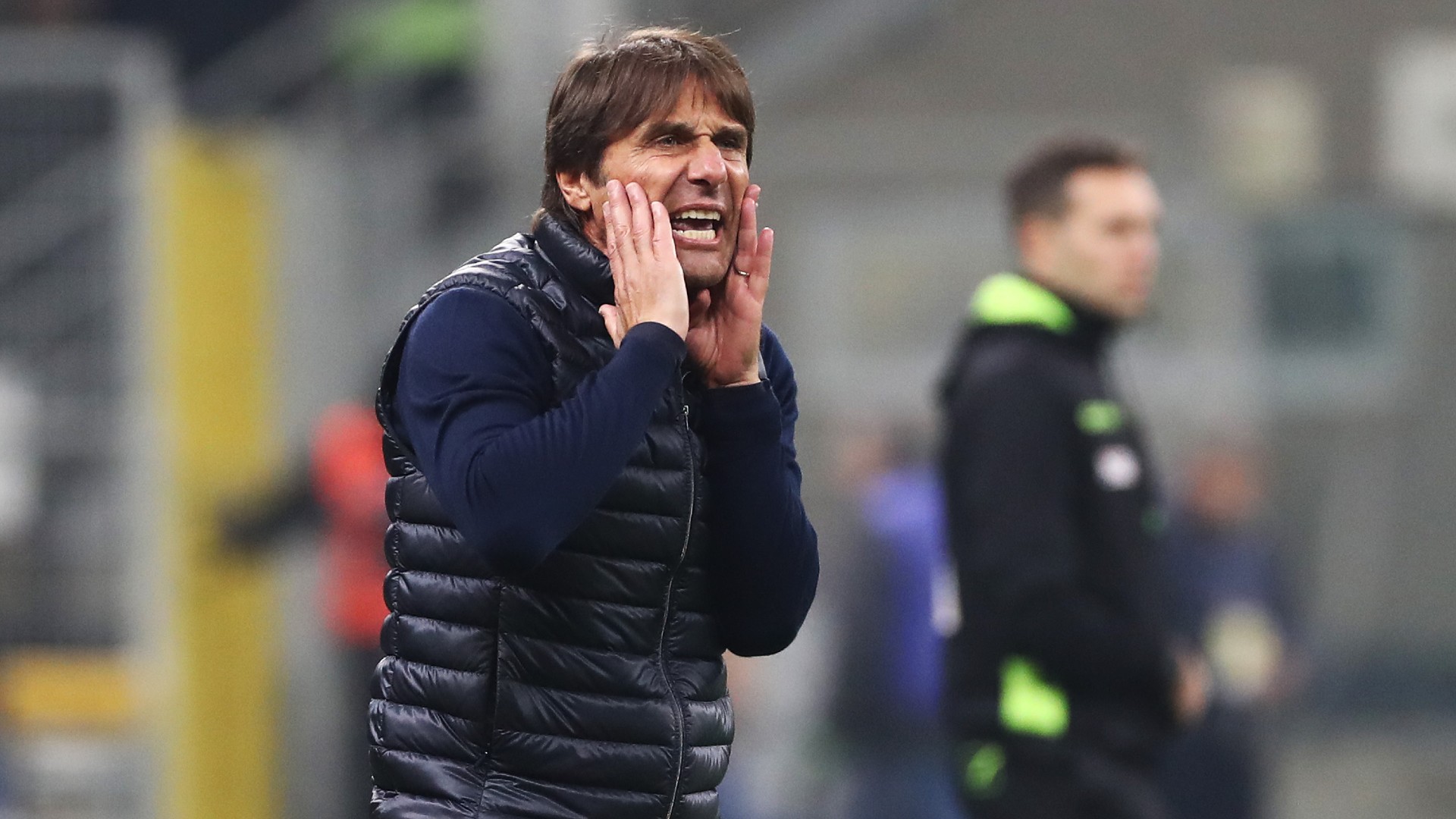 Conte fumes at VAR