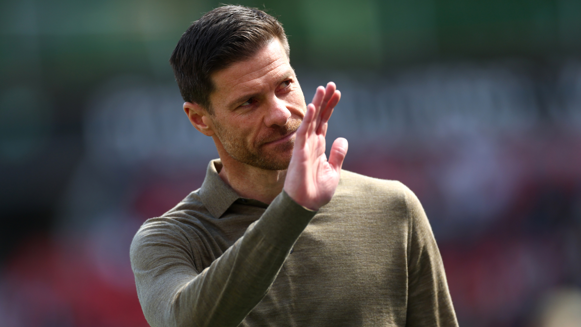 Alonso to leave Bayer Leverkusen