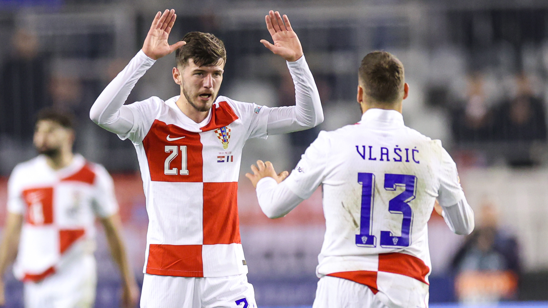 Inter complete €14m Sucic transfer