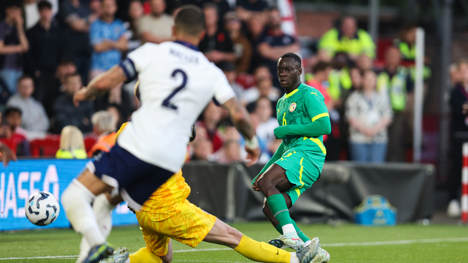 Sunderland complete 30m Diarra move