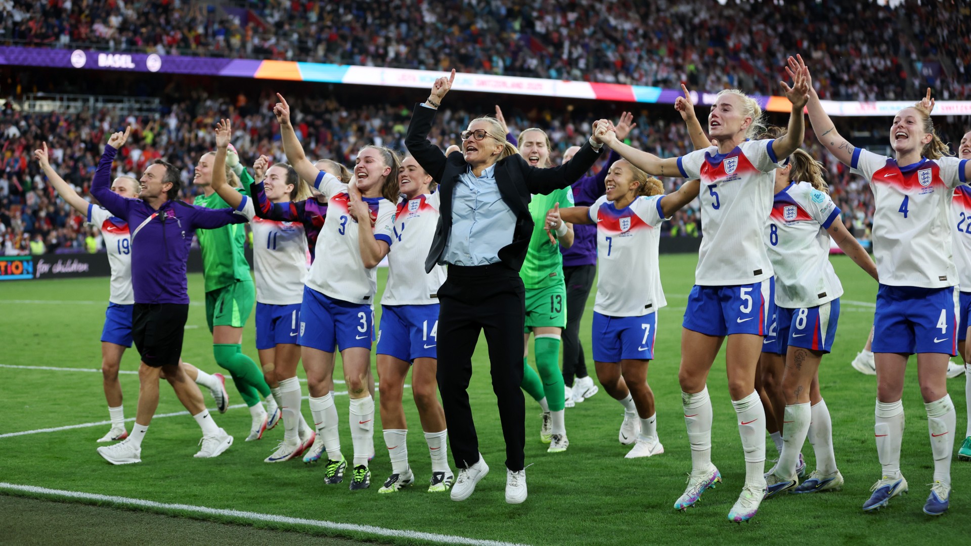 Wiegman celebrates Euros success