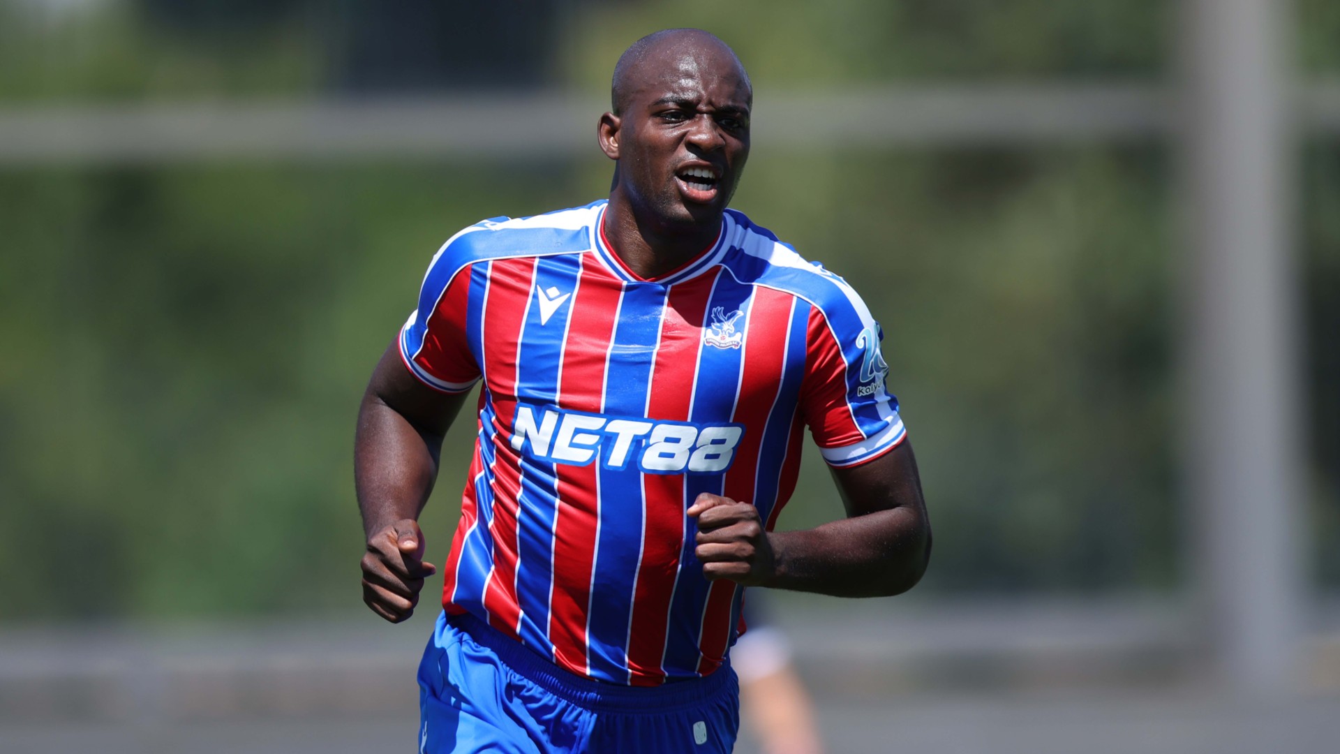 Report: Augsburg 1-3 Crystal Palace