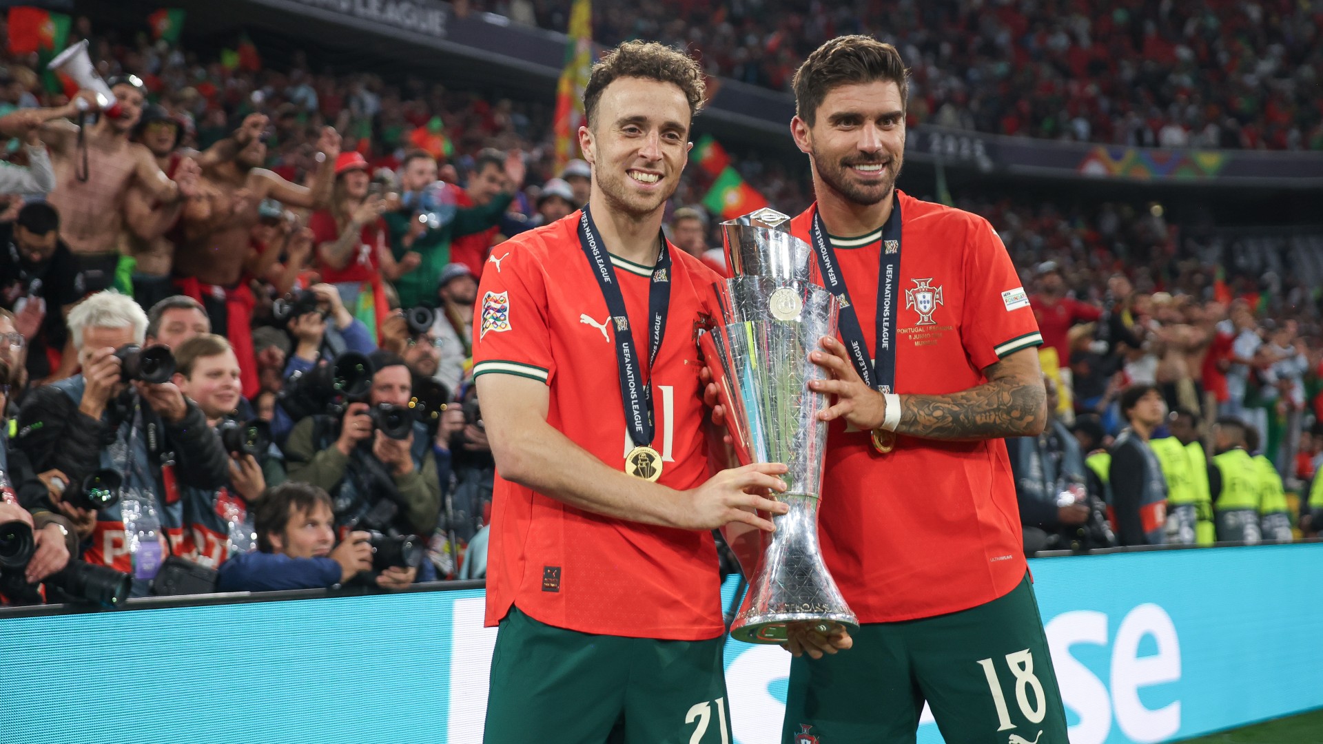Jota memory spurring on Neves 
