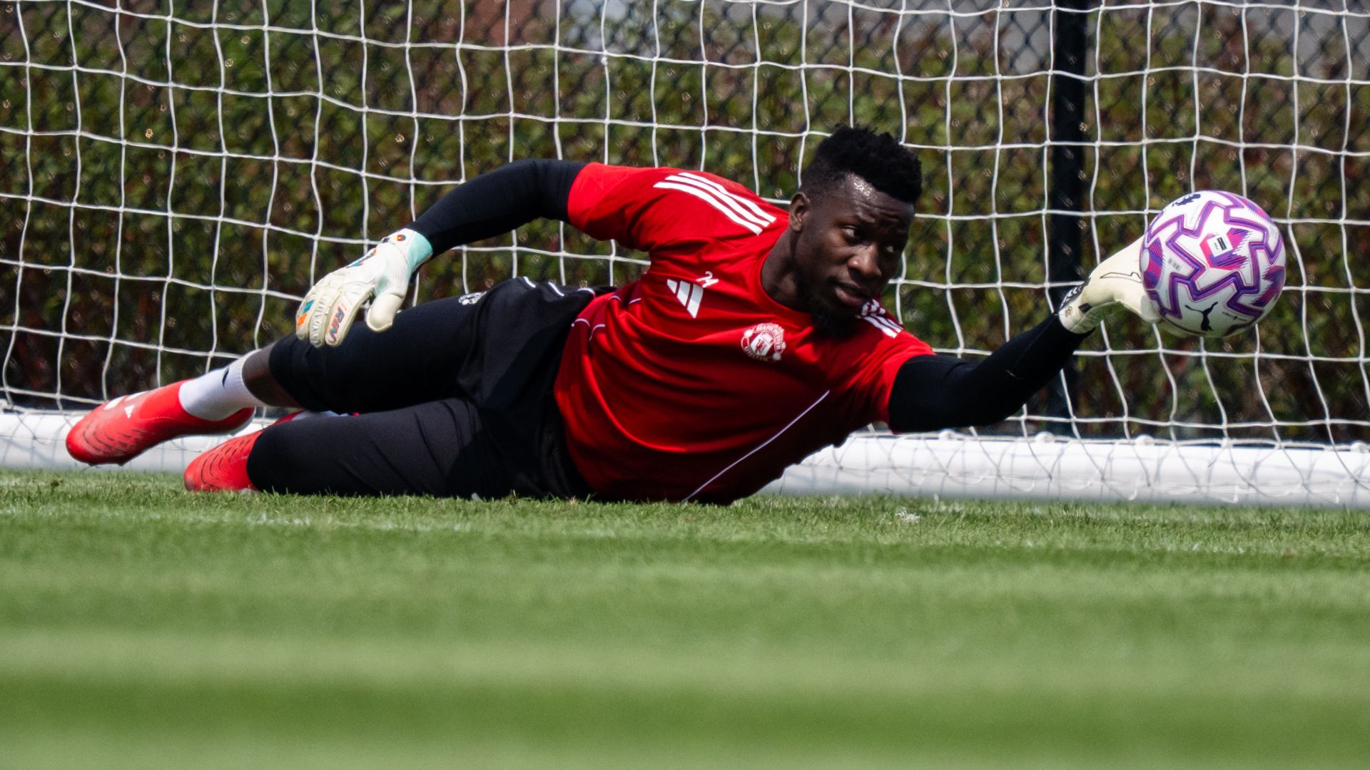 Onana hails Man Utd 'togetherness'