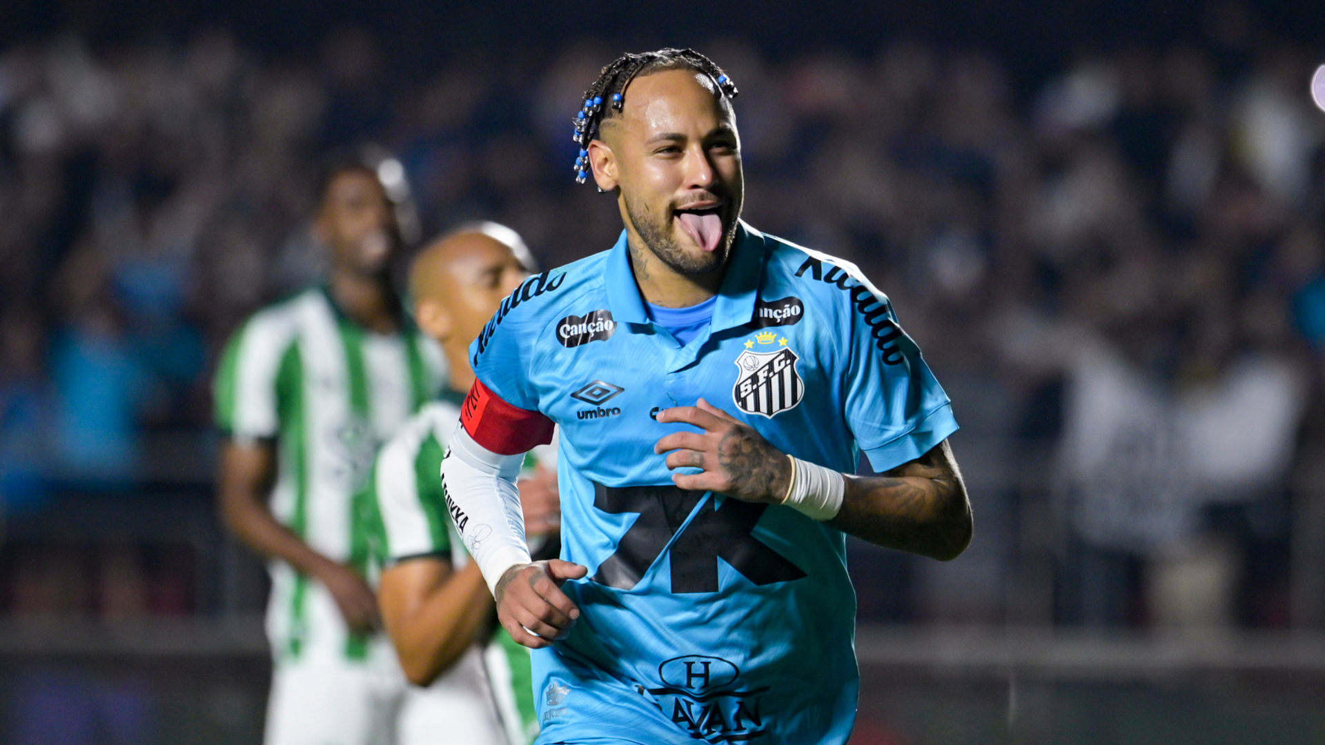 Neymar nets brace in Santos win