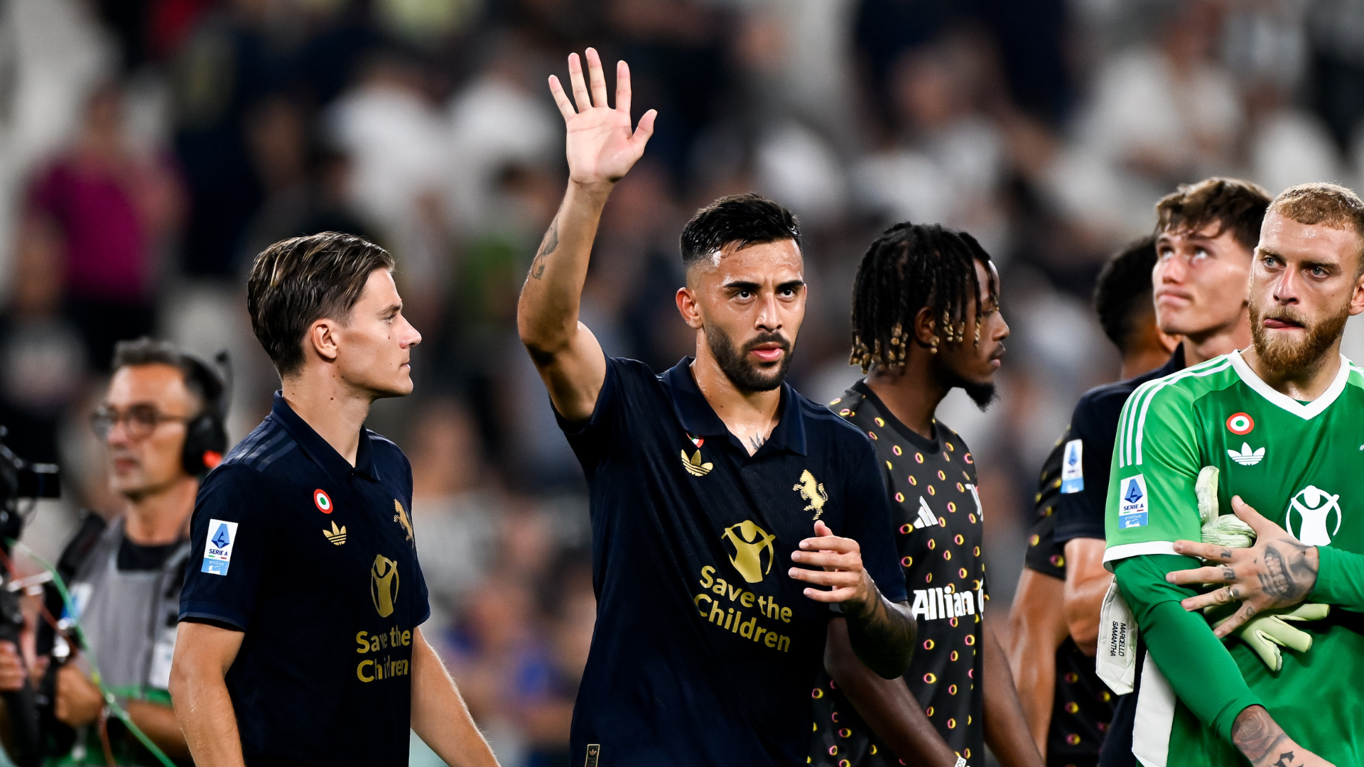 Gonzalez joins Atletico on loan