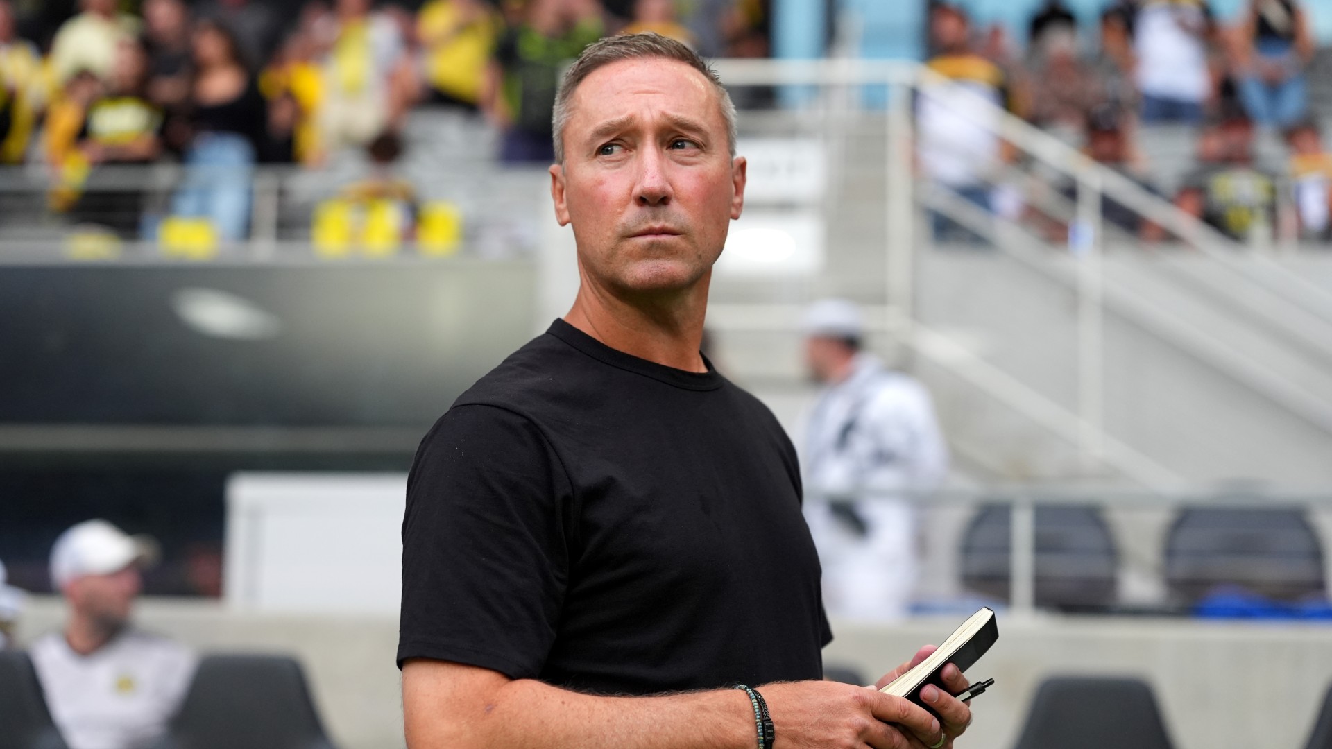 Porter sacked by Revs