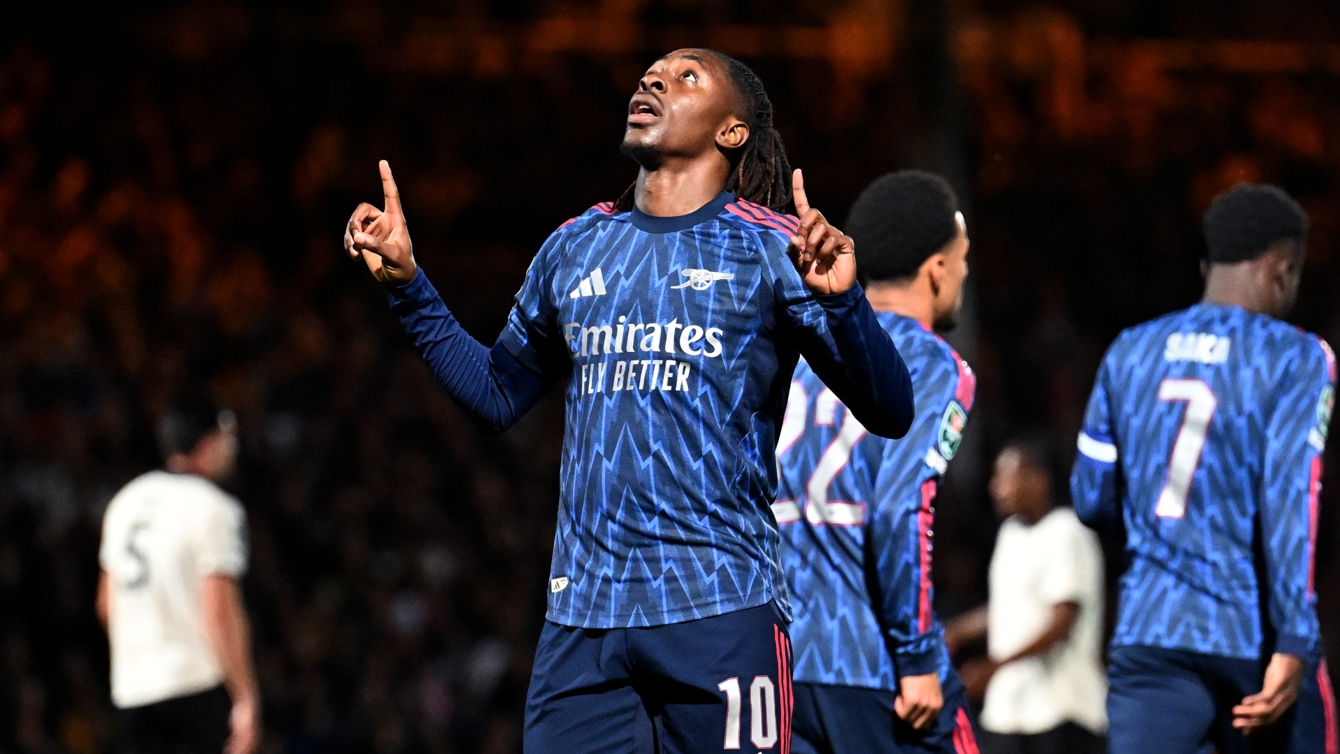 Arteta to move Eze around