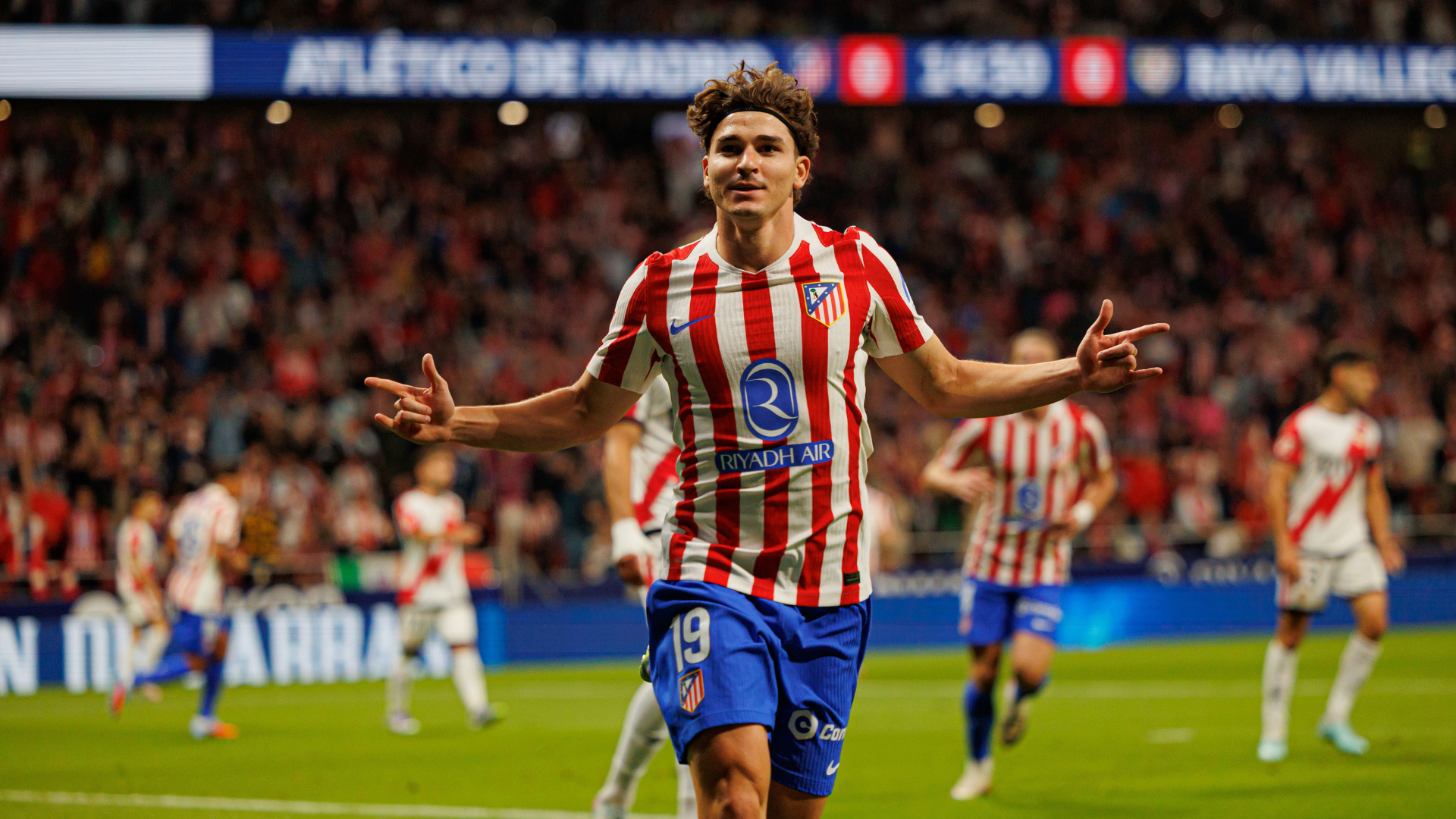 Simeone lauds Atletico hero Alvarez