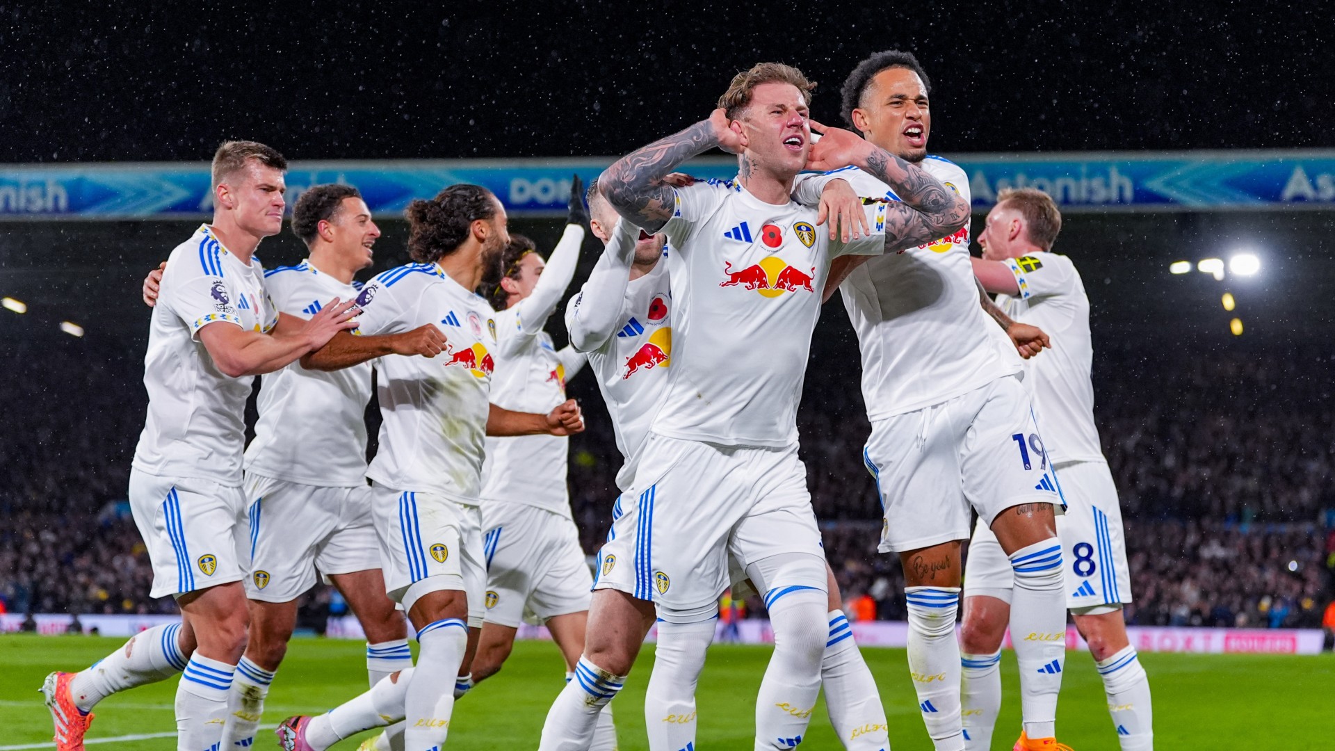 Farke: 'Precious' win for Leeds