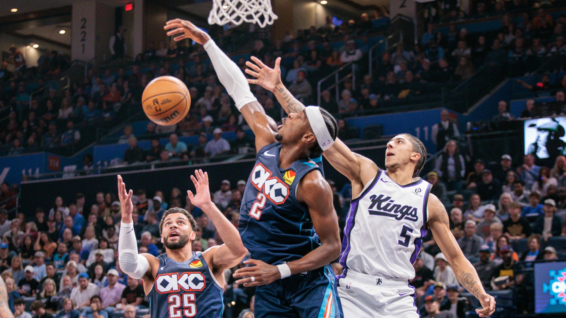 Thunder win 7th straight game