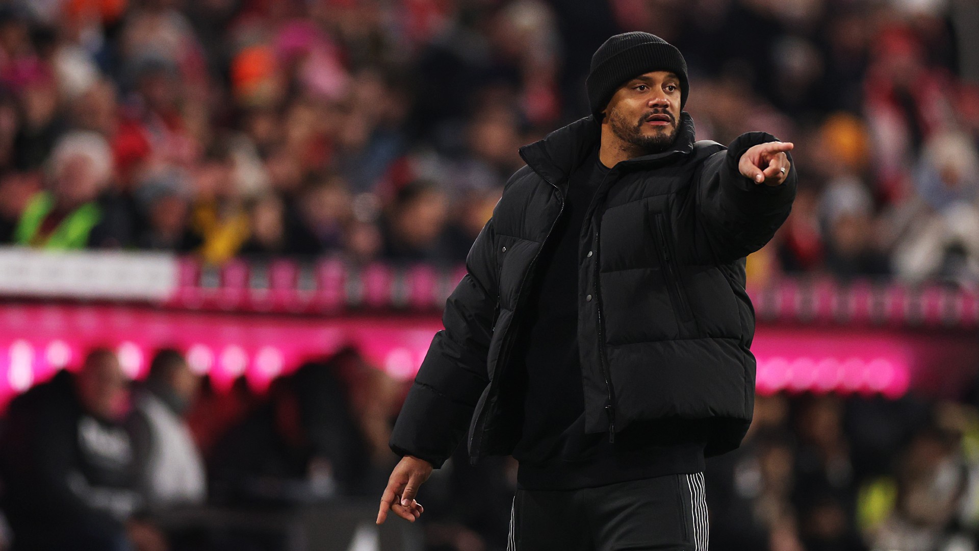 Kompany hails 'chaotic' Luis Diaz