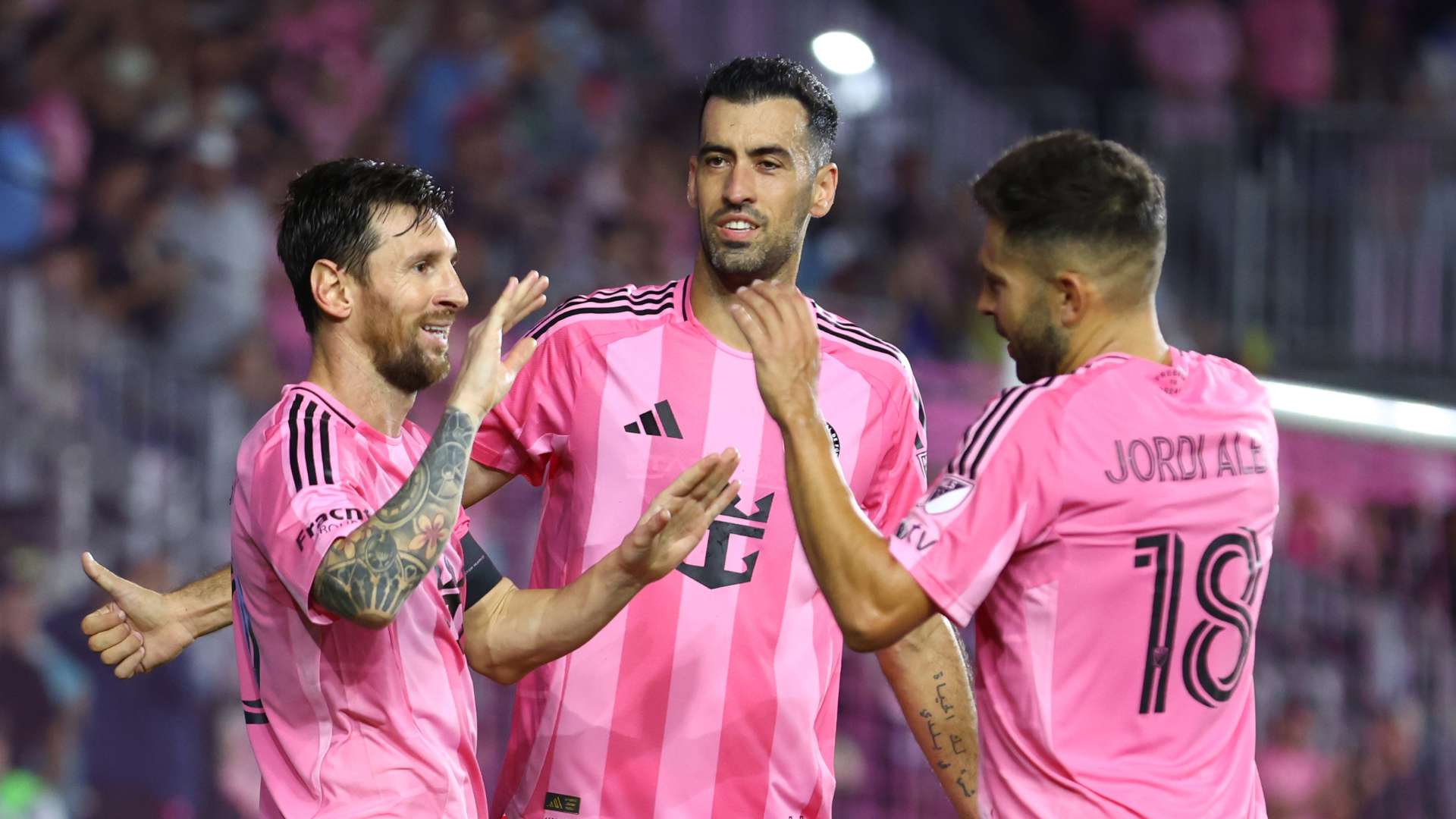 Messi: Alba and Busquets 'special'