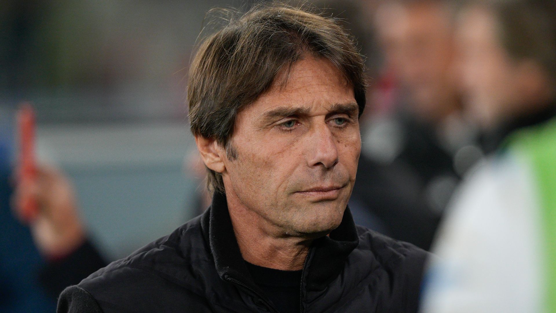 Conte defends fatigued Napoli