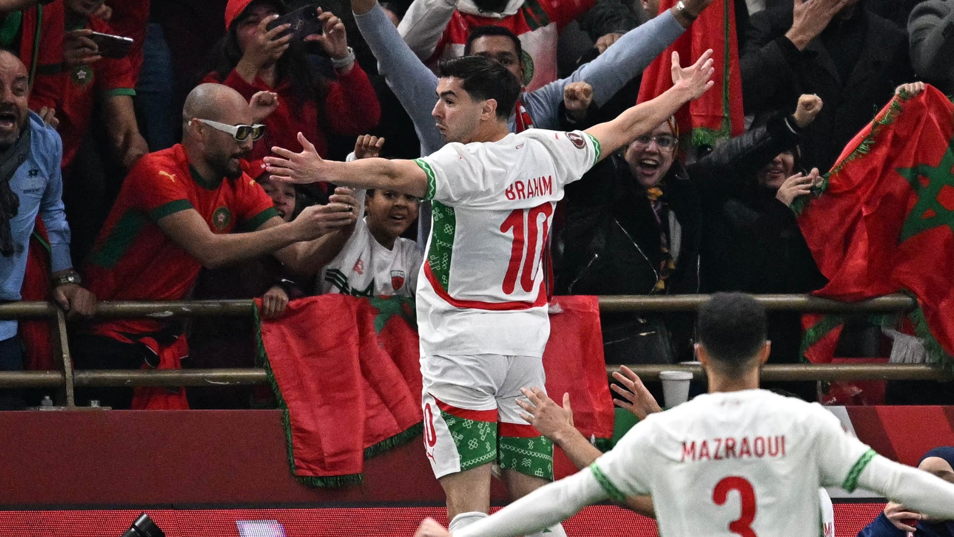 Report: Cameroon 0-2 Morocco