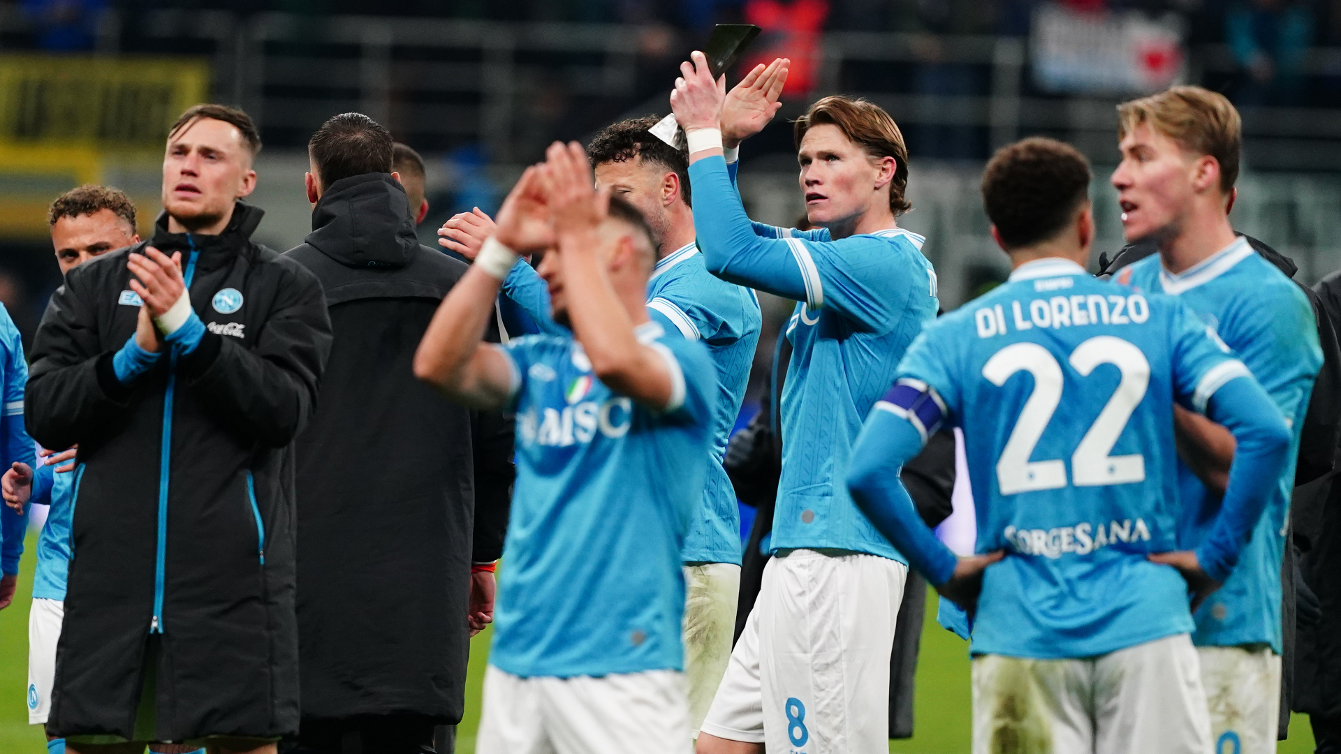McTominay hails embattled Napoli