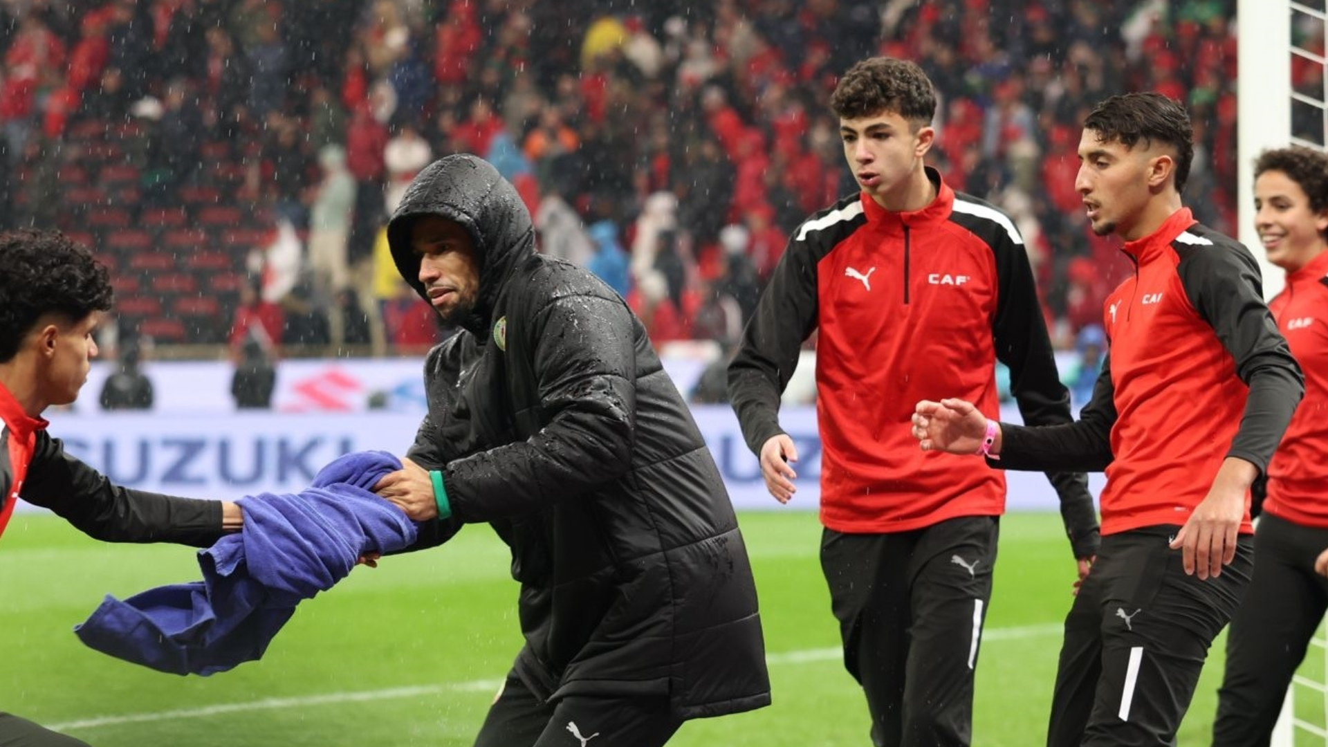 Diouf jokes after towel scuffle