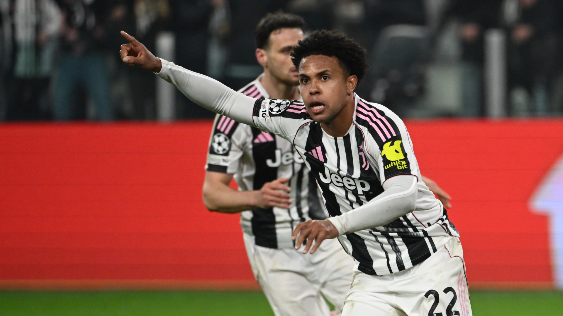 McKennie agrees new Juventus deal