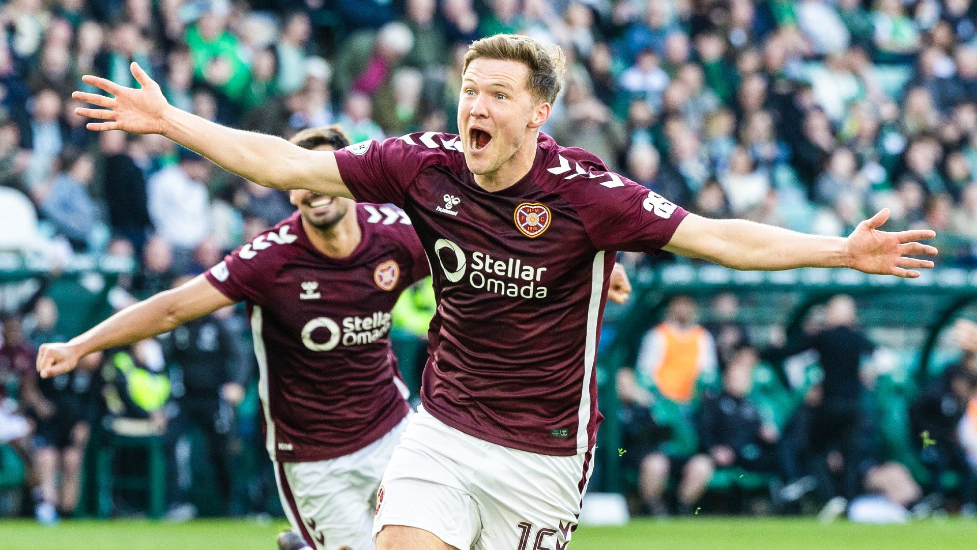 Hearts win late, Rangers lose