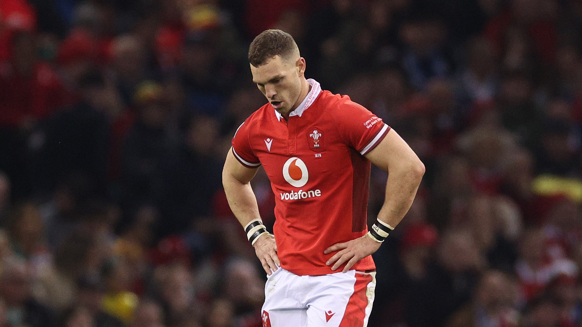 Wales great North to retire