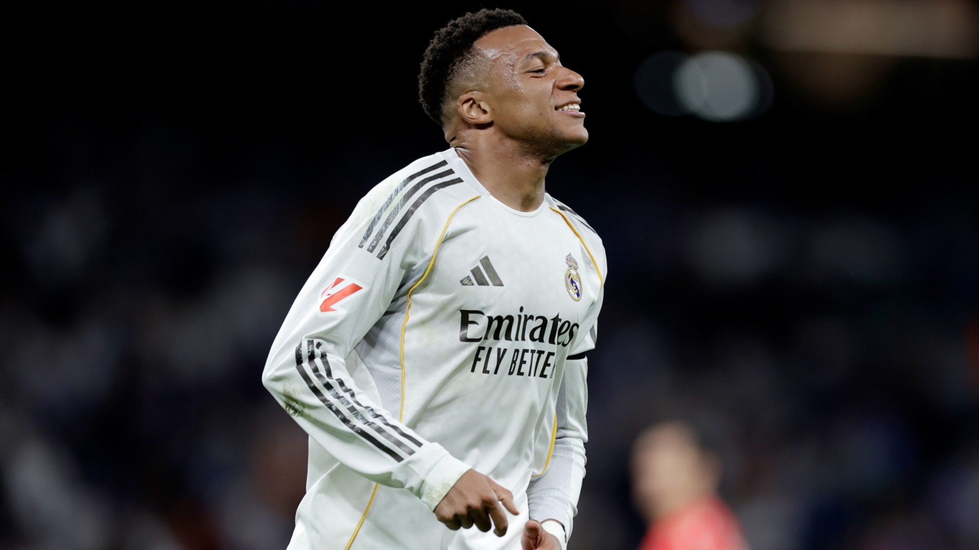 Mbappe defended by reps