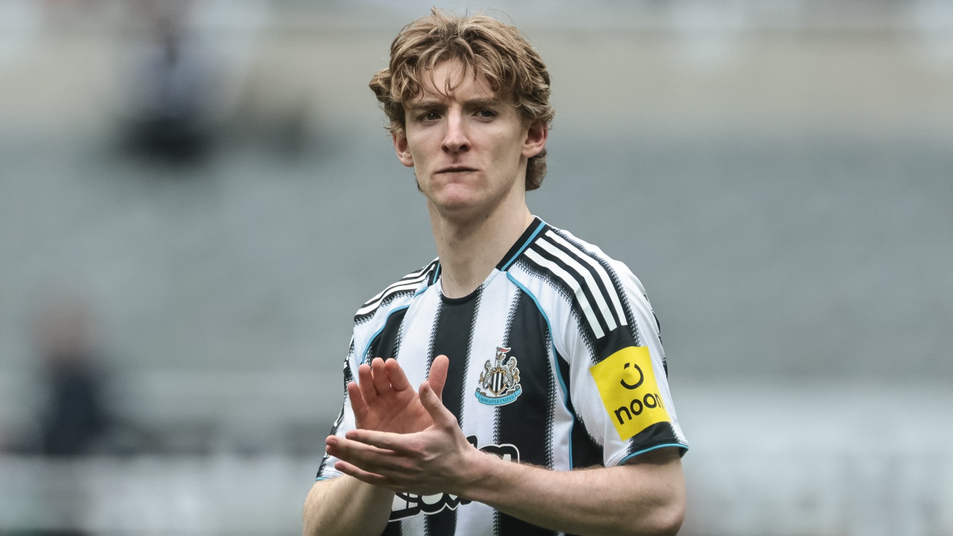 Gordon still committed, says Howe
