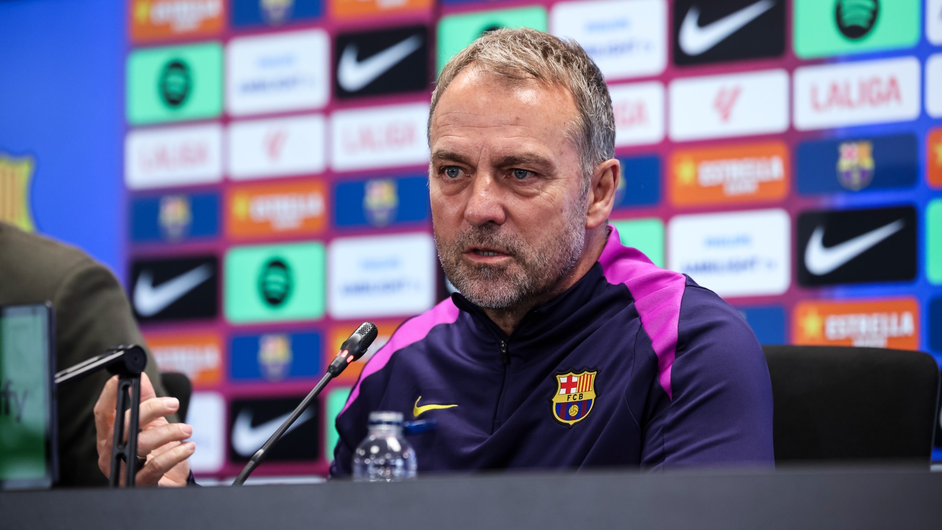 Flick lauds Barca youngsters